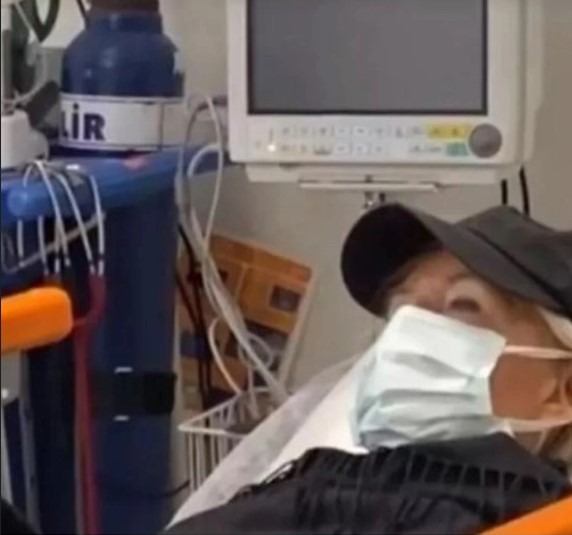 Filiz Akın’dan üzen haber!