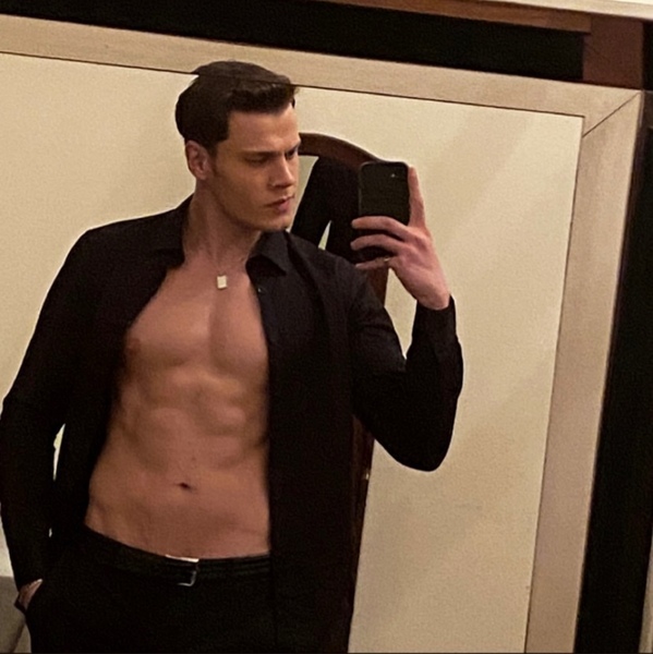 Kısmetse Olur Tolga kimdir?