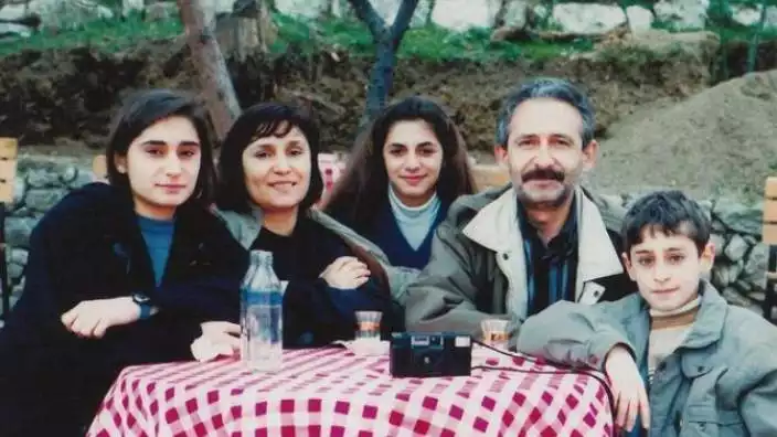 İşte Altılı Masa’nın Cumhurbaşkanı adayı olması beklenen Kemal Kılıçdaroğlu’nun nostaljik aile fotoğrafı!