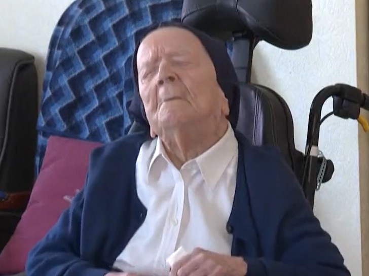 Dünyanın en yaşlı insanı hayatını kaybetti! Peki uzun yaşama sırrı neydi?