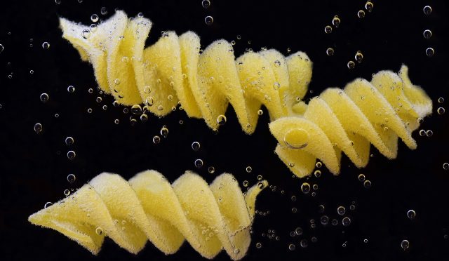 noodles-2733636_1920