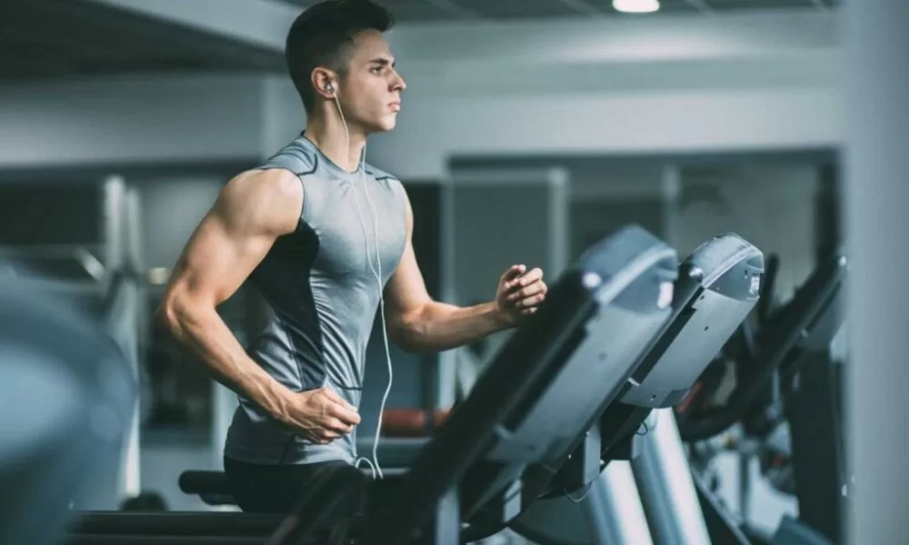 HEM YAĞ YAKARKEN HEM KAS YAPMAK MÜMKÜN MÜ?